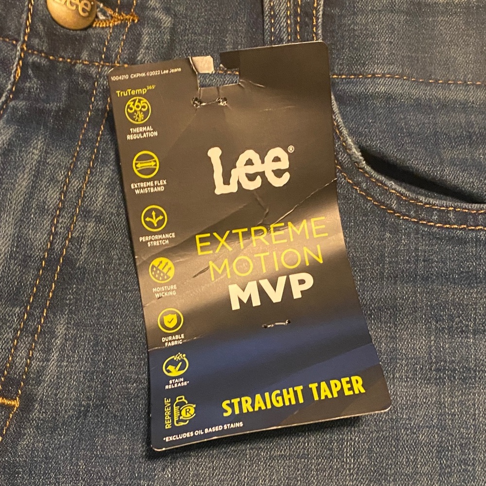 NEW Lee Men's Dark Blue Relaxed Jeans 38x30 - Picture 2 of 7